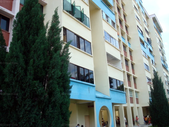 Yishun Street 11 thumbnail photo